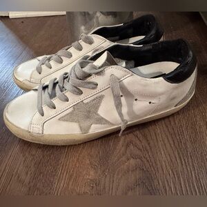 Golden Goose Sneakers